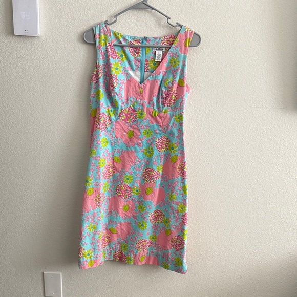 Lilly Pulitzer Elephant Dress- size 8 - Picture 2 of 10